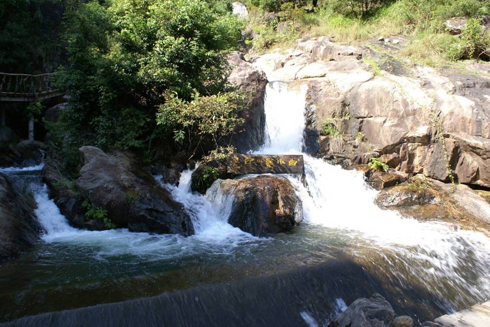 置身大自然，，，，，享受生涯兴趣，，，，，朋侪情深谊重