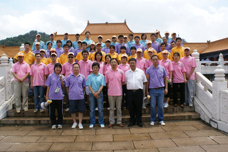 新宝GG谋划部举行“新宝GG人?新宝GG实力”户外拓展活动